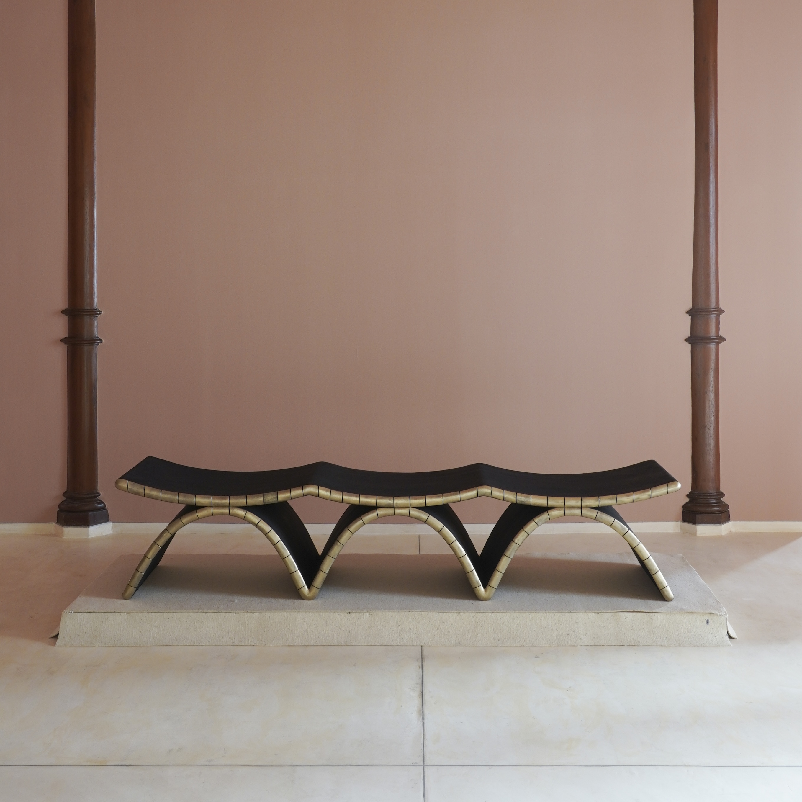 Tarang Bench image number 3